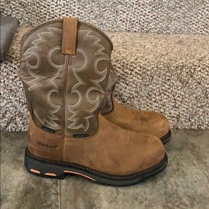 Women’s Ariat waterproof composite toe work boots